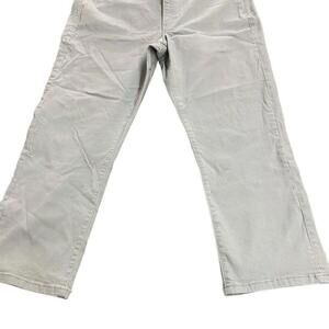 Santana Womens Gray Denim Capri No Size Tag No Material Tag See measurements‌